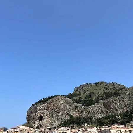 Spinuzza Deluxe Cefalù